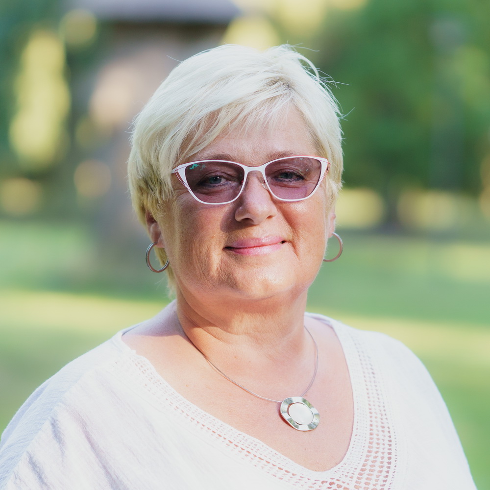 Košťálová Renata